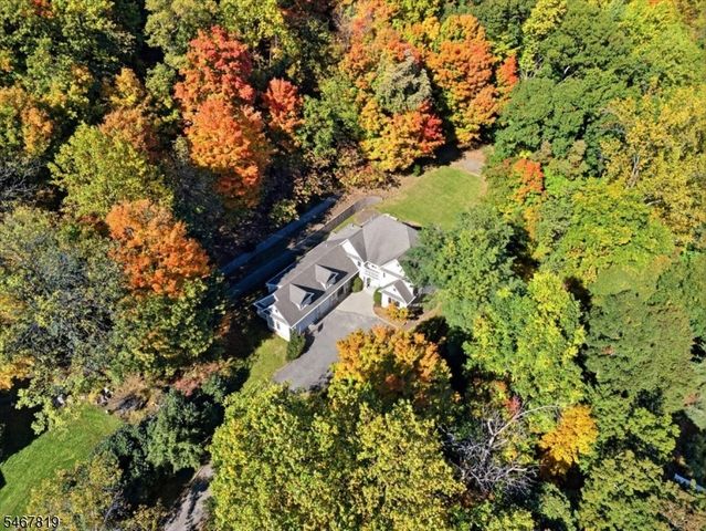 8 Chapel Hill Ct, Cedar Grove Twp., NJ 07009