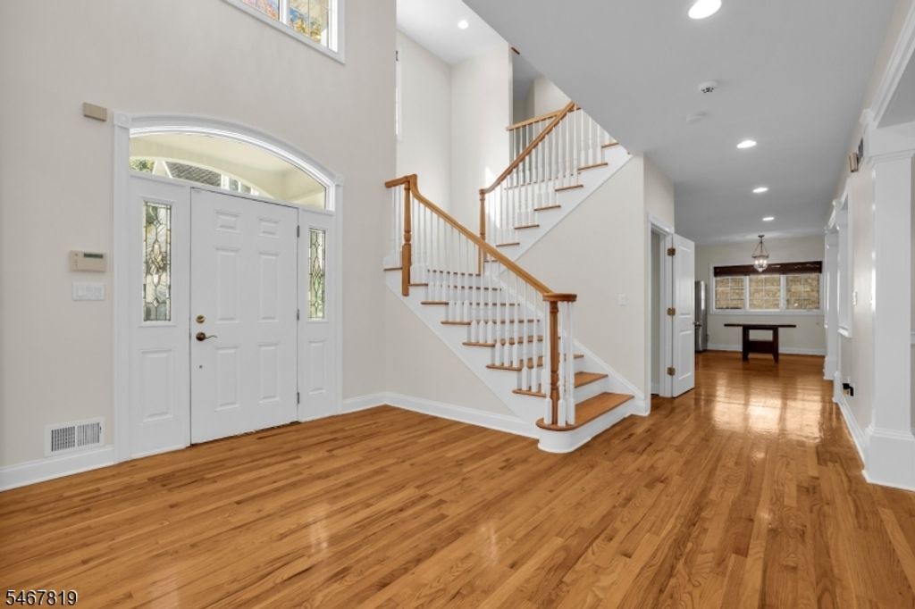 8 Chapel Hill Ct, Cedar Grove Twp., NJ 07009 — photo 5
