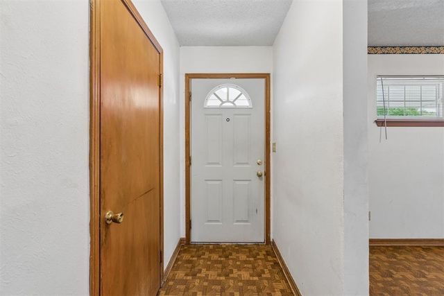 408 Atterberry Drive, Norman, OK 73071
