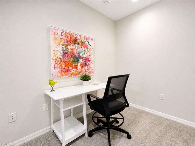 1367 Artesia DR E 302, Naples, FL 34113
