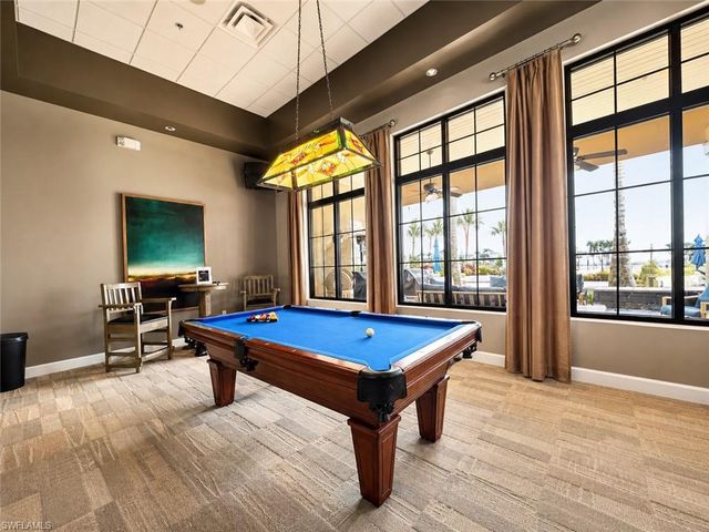 1367 Artesia DR E 302, Naples, FL 34113