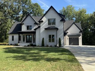 1796 Whitus Rd, Murfreesboro, TN 37128
