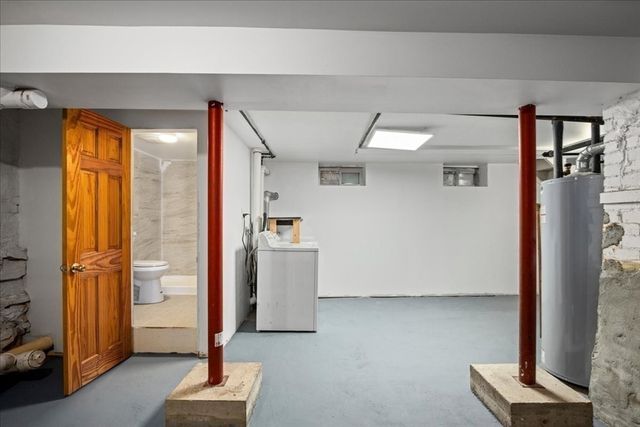 7 Chadwick St, Worcester, MA 01605