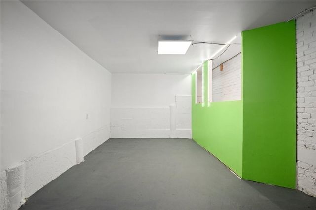 7 Chadwick St, Worcester, MA 01605