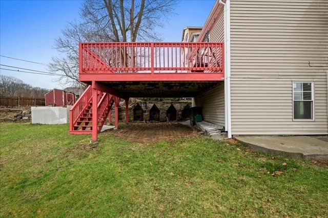 7 Chadwick St, Worcester, MA 01605