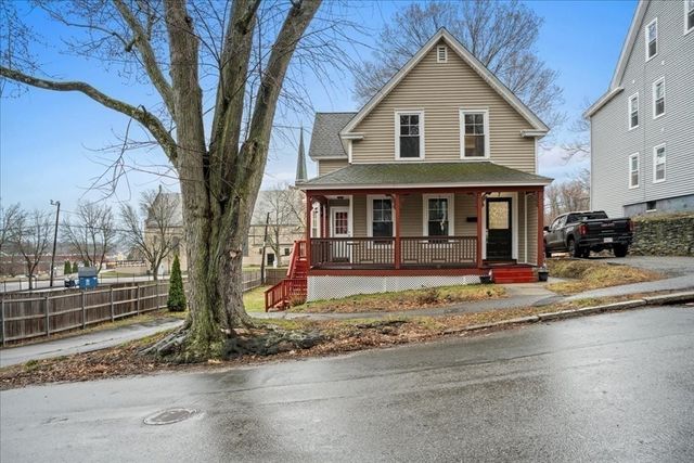 7 Chadwick St, Worcester, MA 01605