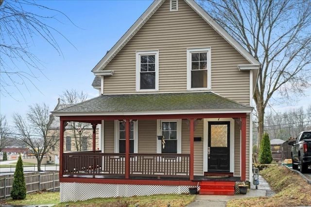 7 Chadwick St, Worcester, MA 01605