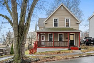 7 Chadwick St, Worcester, MA 01605