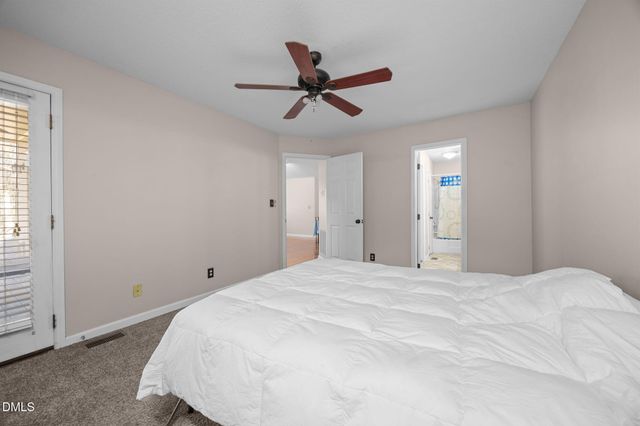 135 Boldleaf Court, Cary, NC 27513