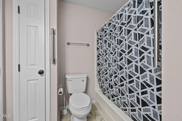 135 Boldleaf Court, Cary, NC 27513