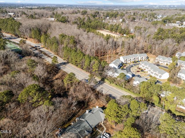 135 Boldleaf Court, Cary, NC 27513