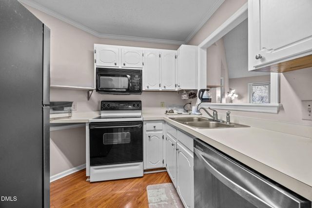 135 Boldleaf Court, Cary, NC 27513