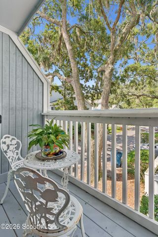 207 Pelican Place, St. Simons Island, GA 31522