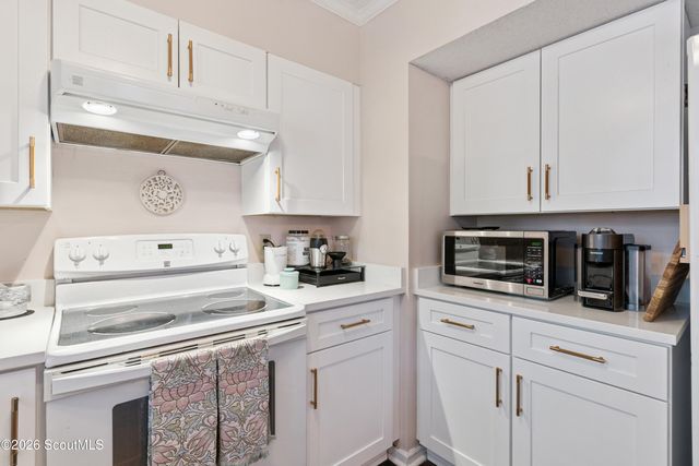 207 Pelican Place, St. Simons Island, GA 31522