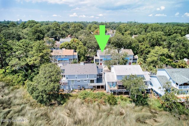 207 Pelican Place, St. Simons Island, GA 31522
