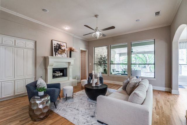 512 Rosebury Circle, Mckinney, TX 75071