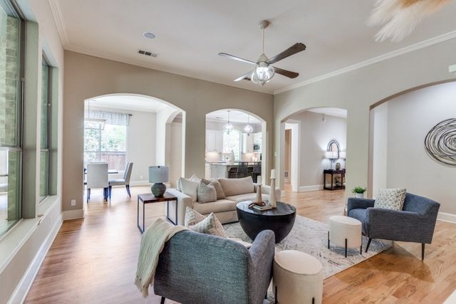 512 Rosebury Circle, Mckinney, TX 75071