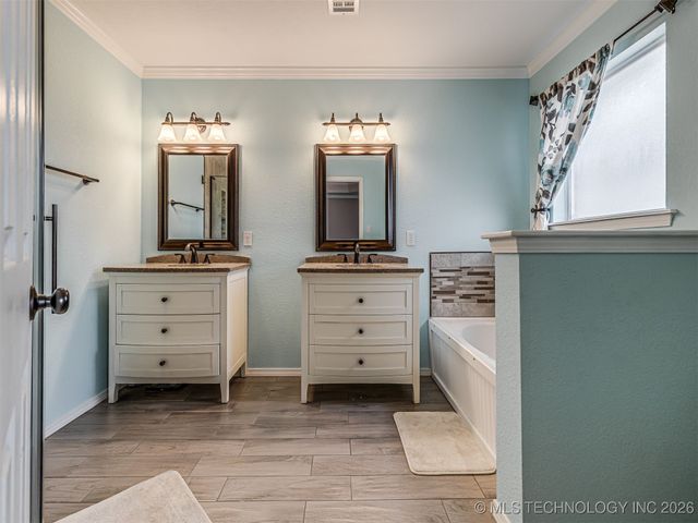 12410 E 80th Court North, Owasso, OK 74055