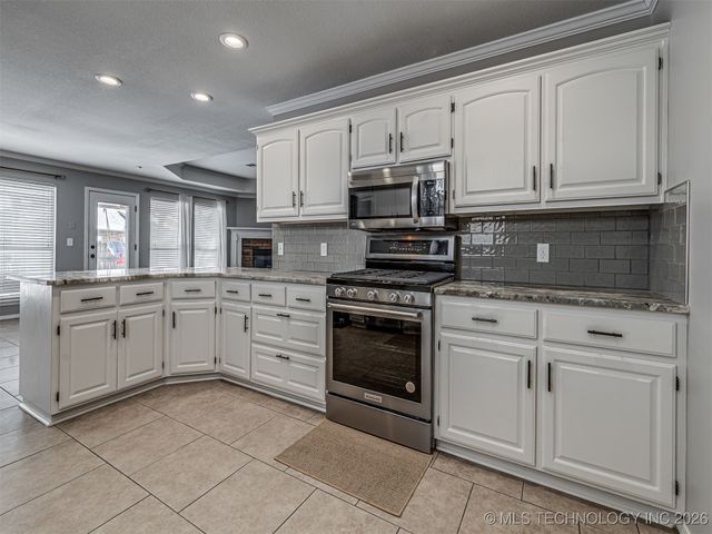 12410 E 80th Court North, Owasso, OK 74055