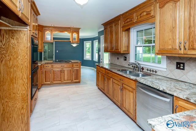 207 Earl Vaughn Drive, Huntsville, AL 35806