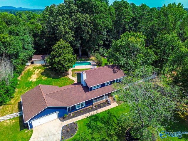 207 Earl Vaughn Drive, Huntsville, AL 35806