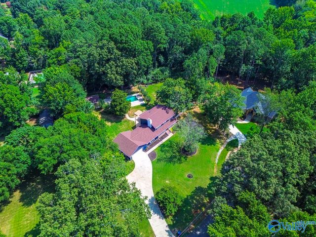 207 Earl Vaughn Drive, Huntsville, AL 35806