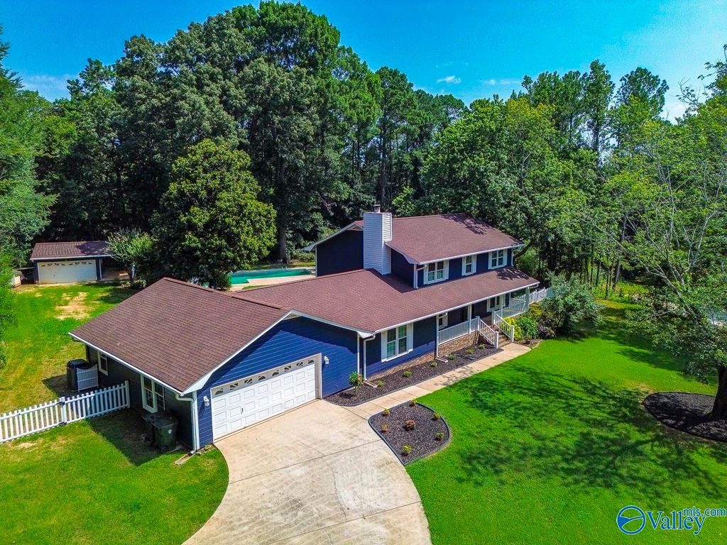 207 Earl Vaughn Drive, Huntsville, AL 35806