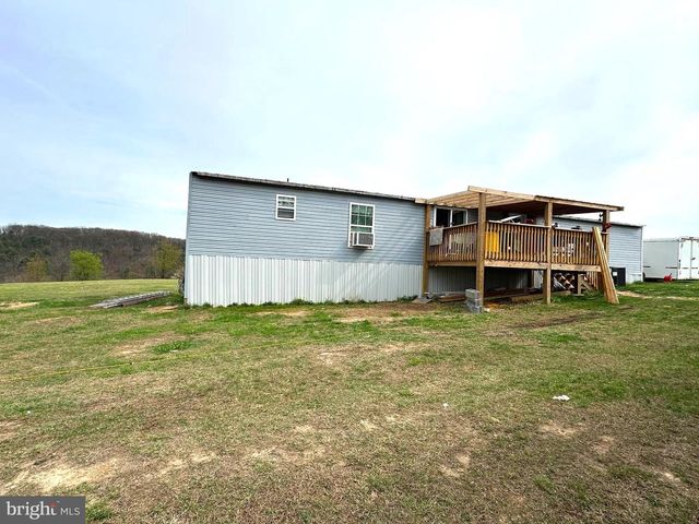 160 STEFANKO LN, Augusta, WV 26704