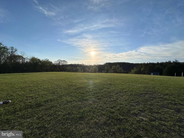 160 STEFANKO LN, Augusta, WV 26704