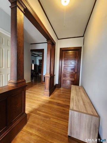 458 Hillside Avenue, Hartford, CT 06106