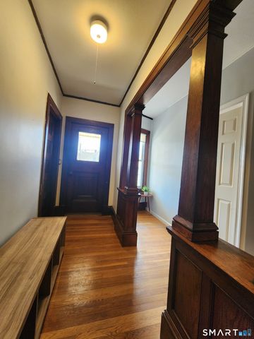 458 Hillside Avenue, Hartford, CT 06106