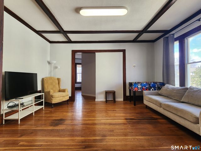 458 Hillside Avenue, Hartford, CT 06106