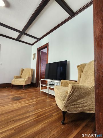 458 Hillside Avenue, Hartford, CT 06106