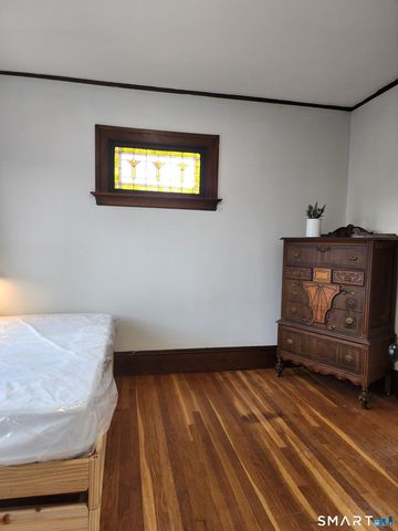 458 Hillside Avenue, Hartford, CT 06106