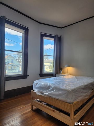 458 Hillside Avenue, Hartford, CT 06106