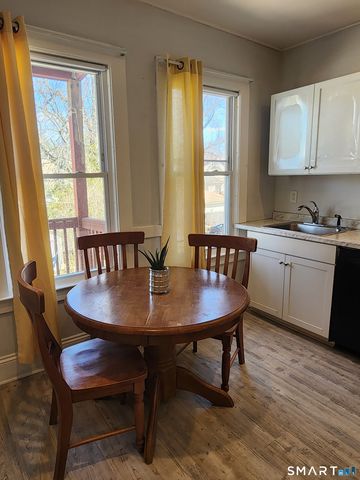 458 Hillside Avenue, Hartford, CT 06106