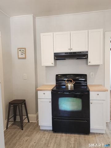 458 Hillside Avenue, Hartford, CT 06106