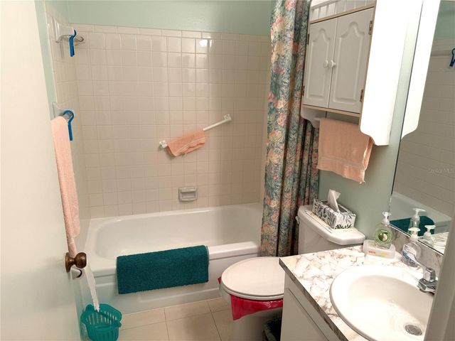 390 301 BOULEVARD W 17C, Bradenton, FL 34205