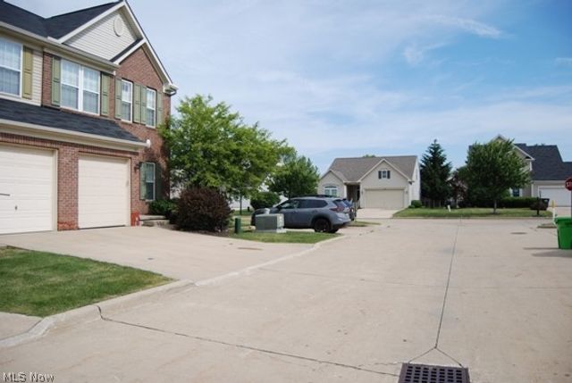 105 Limestone Court, Berea, OH 44017