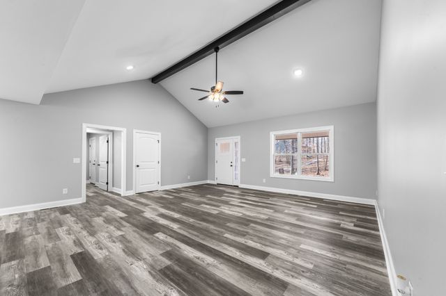 72 Periwinkle Path, Leoma, TN 38468