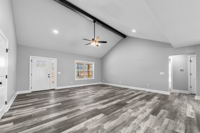 72 Periwinkle Path, Leoma, TN 38468