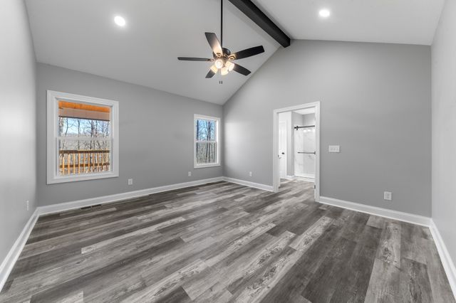 72 Periwinkle Path, Leoma, TN 38468