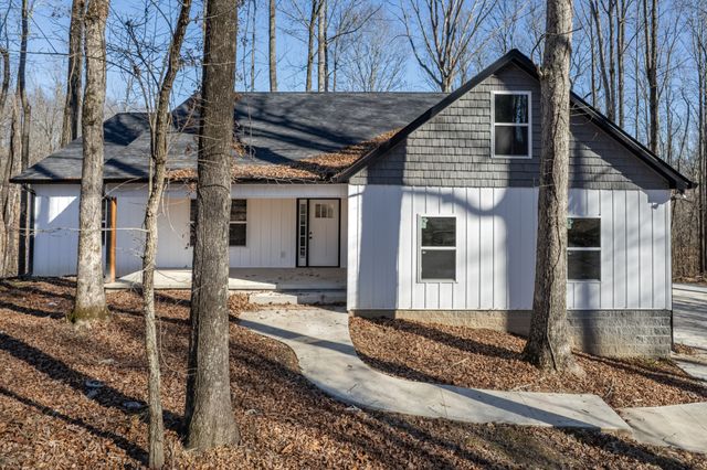 72 Periwinkle Path, Leoma, TN 38468