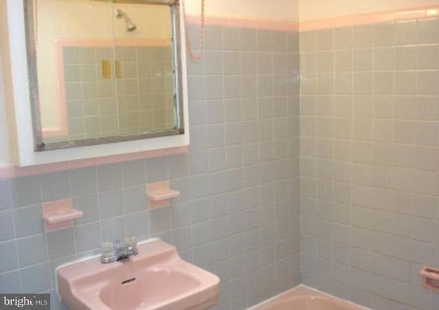 7328 RUSKIN RD, Philadelphia, PA 19151