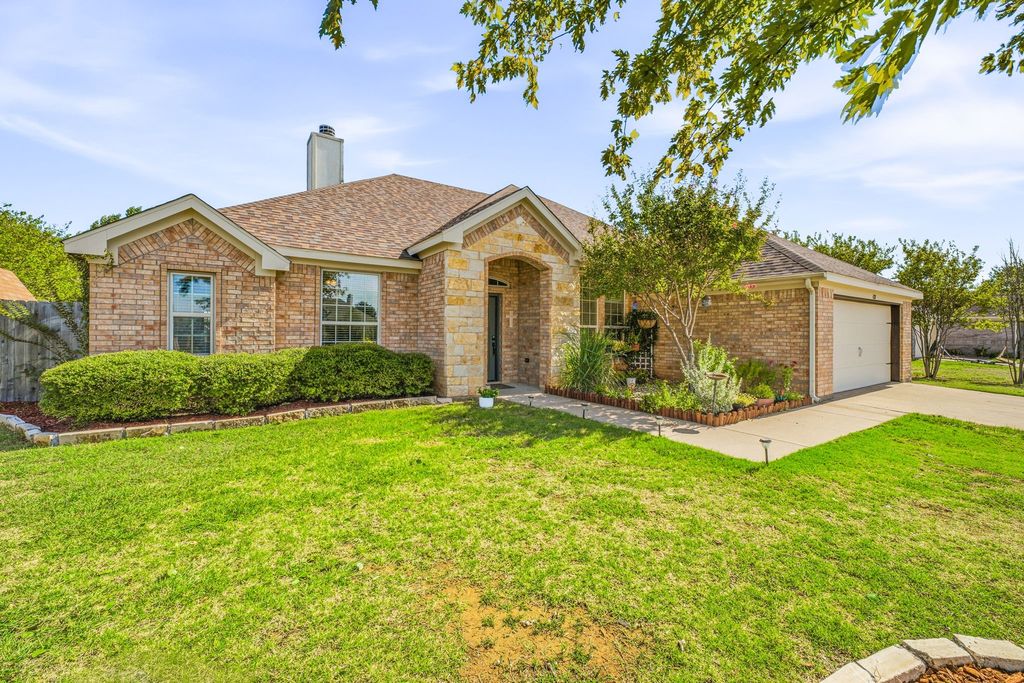 3128 Meandering Way, Granbury, TX 76049 — exterior