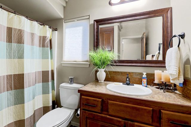 14114 W Taylor Cir, Wichita, KS 67235