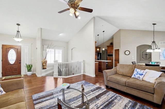 14114 W Taylor Cir, Wichita, KS 67235