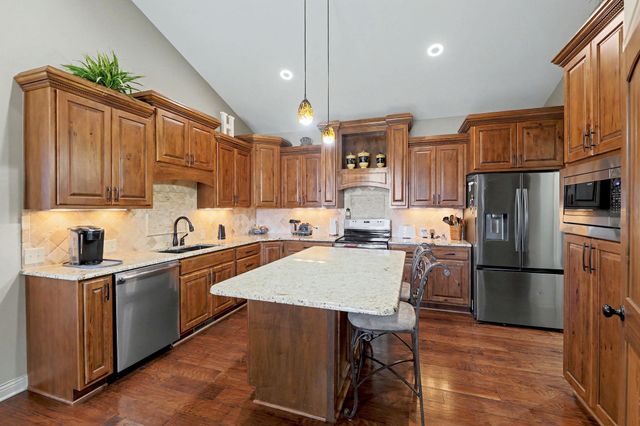 14114 W Taylor Cir, Wichita, KS 67235