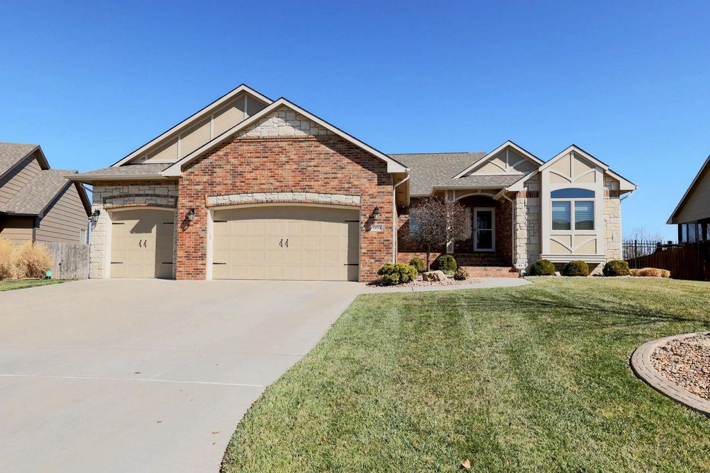 14114 W Taylor Cir, Wichita, KS 67235