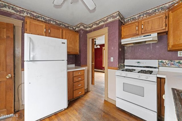 1498 2nd Street, Rensselaer, NY 12144